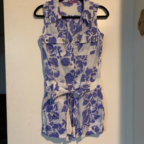 Blue and white romper - Picture 2 of 3